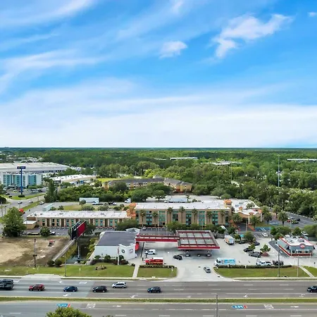 Ramada By Wyndham Jacksonville I-95 By Butler Blvd-3