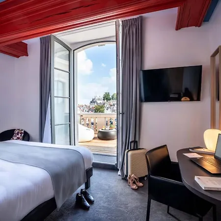 Best Western Premier Hotel de la Cite Royale-3