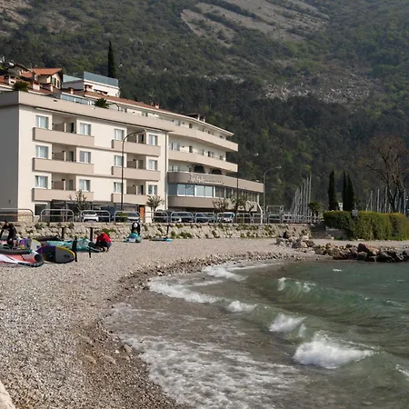 Torbole Aparthotel-3