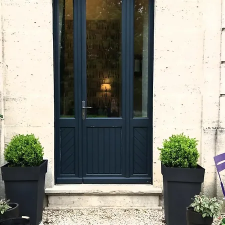 La Maison Dans Le Parc-3