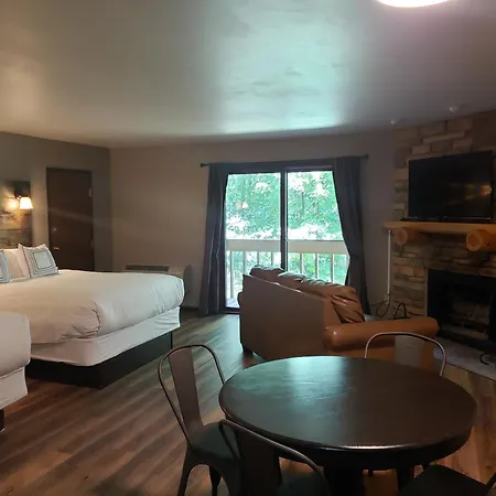 Rib Mountain Inn-2