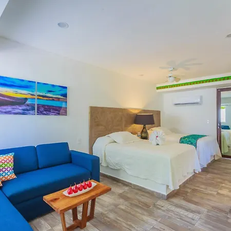 Hotel Paradise Suites-3