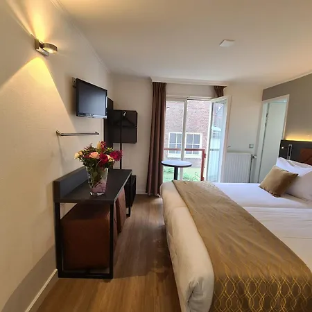 Avenue Hotel-3