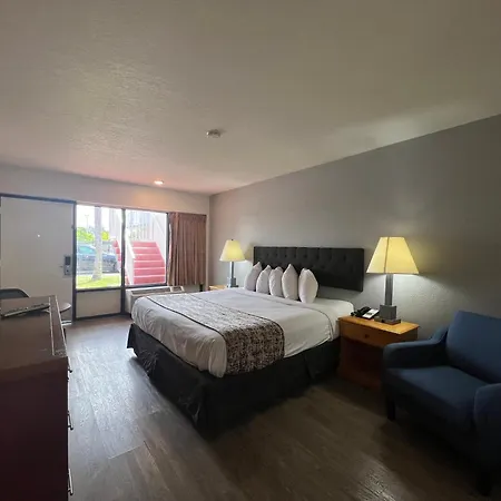 Garden Inn Homestead/Everglades/Gateway To Keys-2