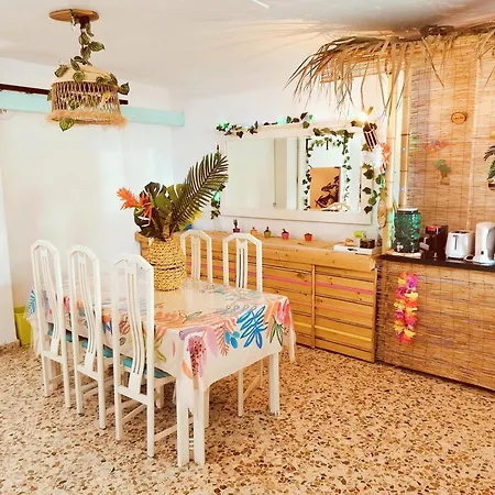Wonder Rooms Nerja Guest House-3