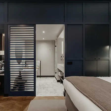 The Nox Hotel-2