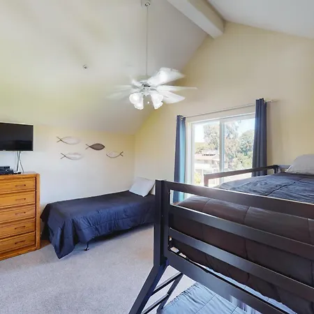 Beach Retreat-3