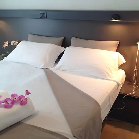 Gfh - Hotel Ruhig-2