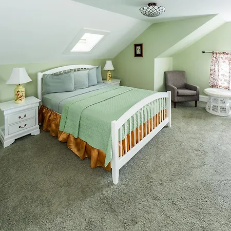 Thornhedge Inn-3