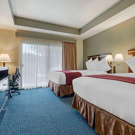 Best Western Plus Palm Desert Resort-2