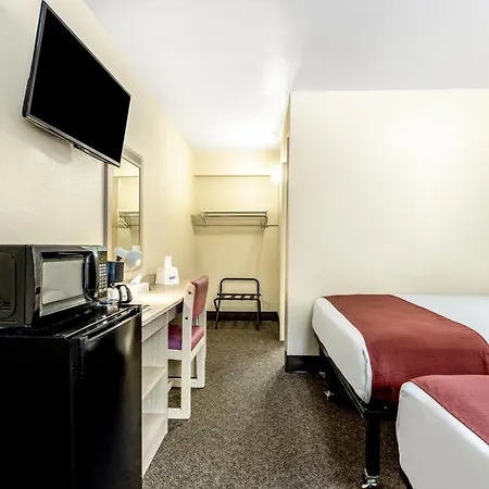 Americas Best Value Inn - Lake City-3