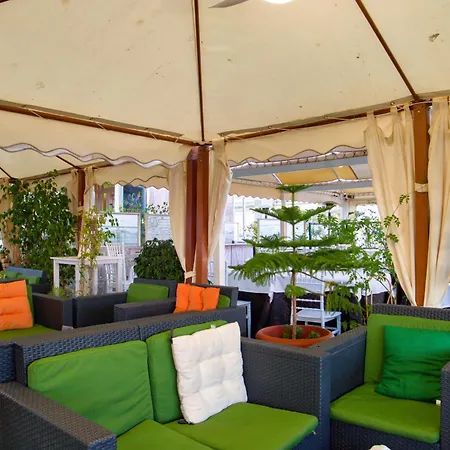 Hotel Polamar-2