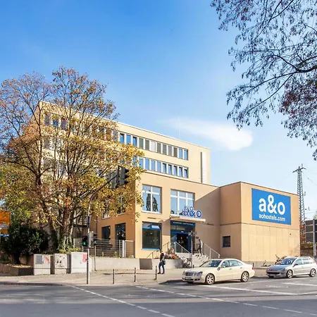 a&o Aachen Hauptbahnhof-3