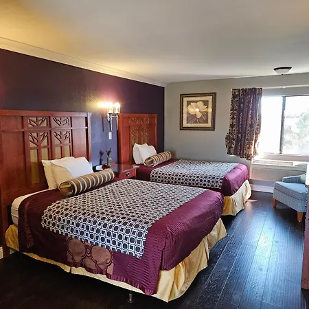Fullerton Inn-3