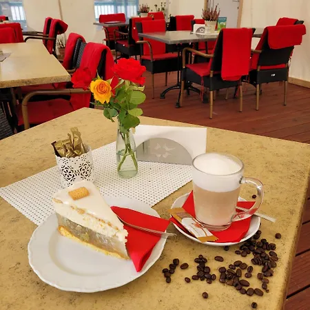 Cafe'Seestrasse-2