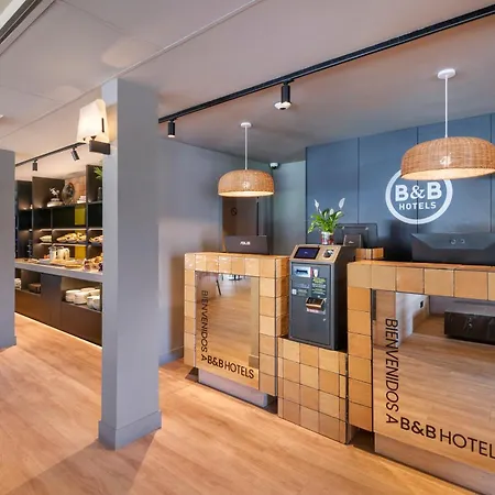 B&B Hotel Barcelona Mollet-3