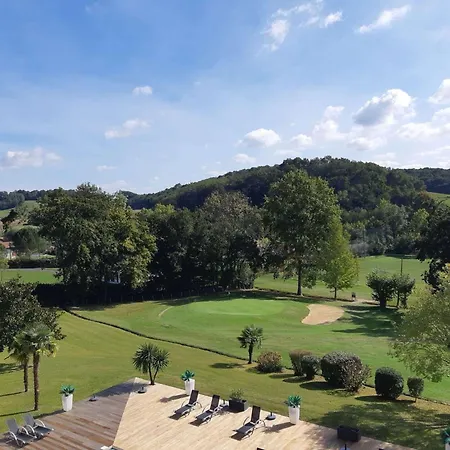 Brit Hotel du Golf Le Lodge-3