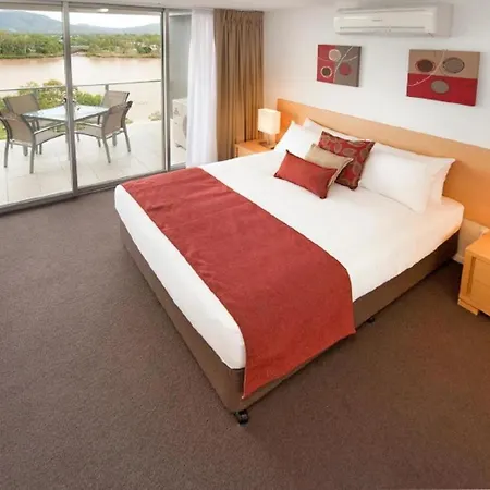 Edge Apartment Hotel-2