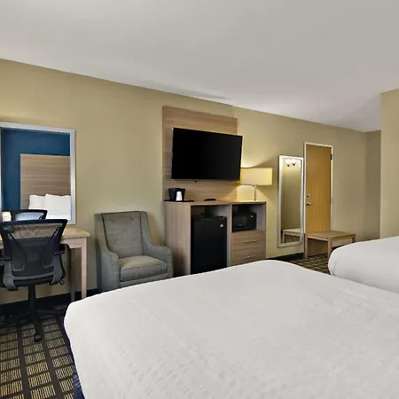 Clarion Pointe Bloomington-Normal Near I-55 And University-2