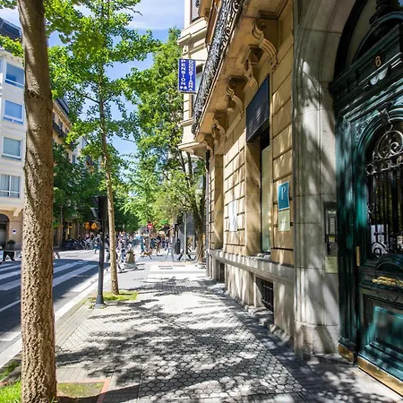 Pension Donostiarra-3