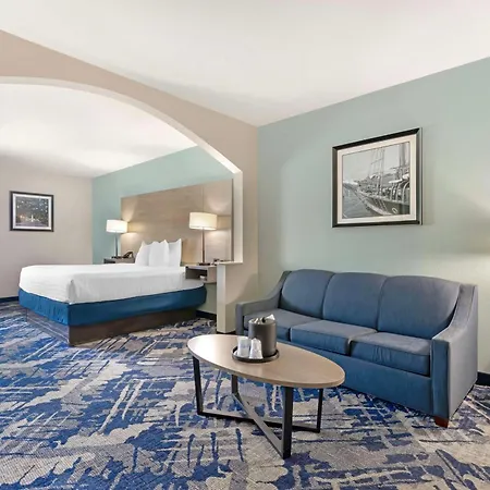 Best Western Savannah Airport Inn & Suites-3