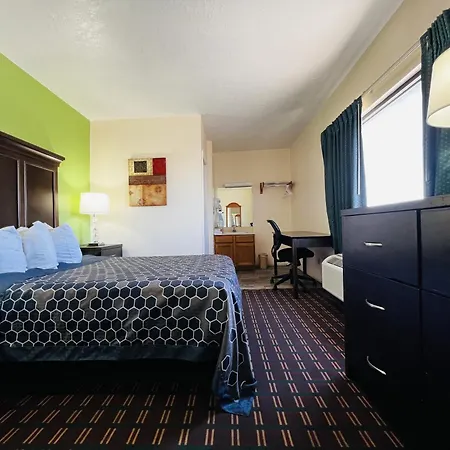 Cedar Lodge-2