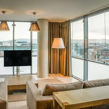 Radisson Blu Royal Hotel Dublin-2