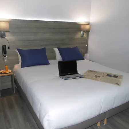 Quality Hotel Le Circuit Le Mans-3