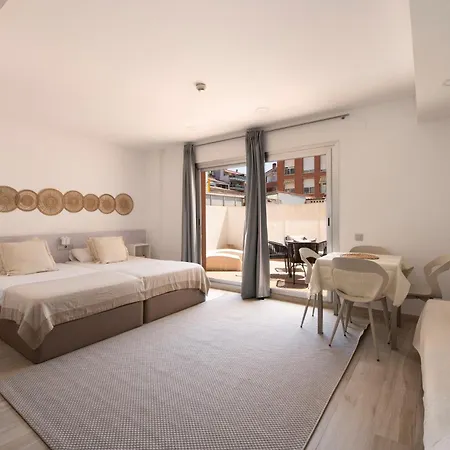 Aparthotel Centric-3