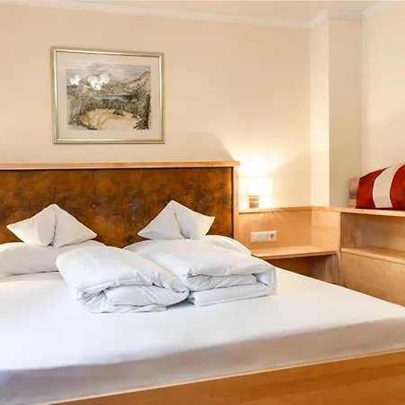 Schlosshotel Seewirt-3