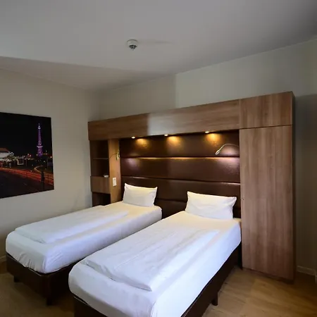 Motel Plus Berlin-2