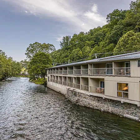 Rivers Edge Motel-3