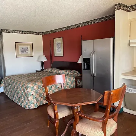 Granbury Inn And Suites-2