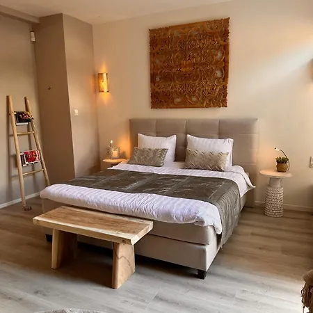 Zen B&B-2