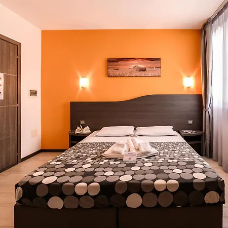 Hotel Rainbow Resort-2