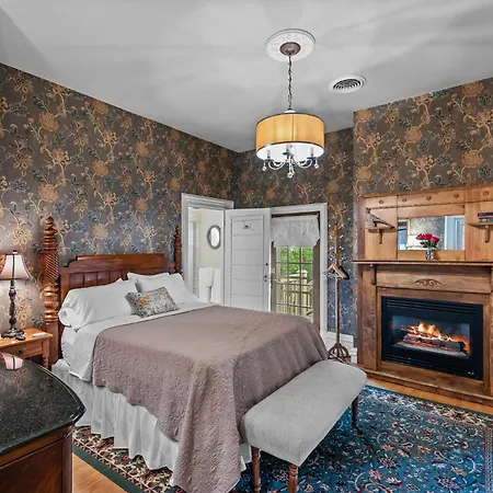 The Foxglove Inn-2