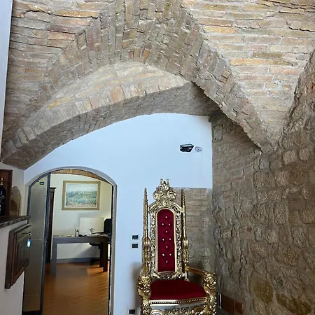 A La Casa Dei Potenti-2
