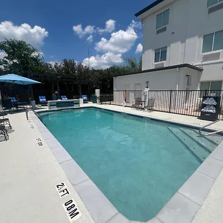 Blanco River Hotel-2