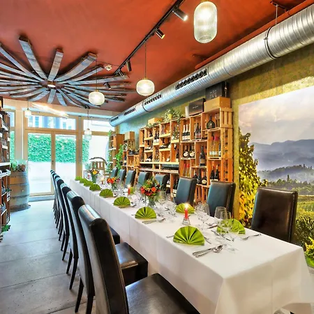 Hotel Müller Café&Wein - Mondholzhotel-3