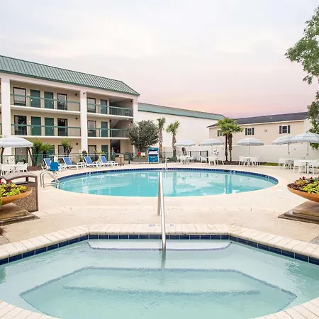 Econo Lodge Inn & Suites Foley-North Gulf Shores-2