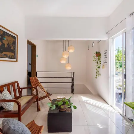 Carlota Guest House-3