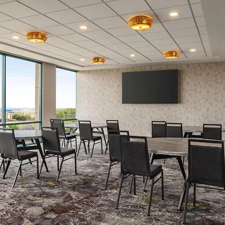 Hampton Inn Virginia Beach-Oceanfront South-3