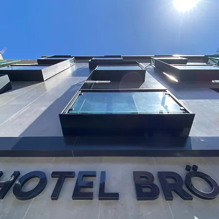 Hotel Broe-Adults Recommended-3