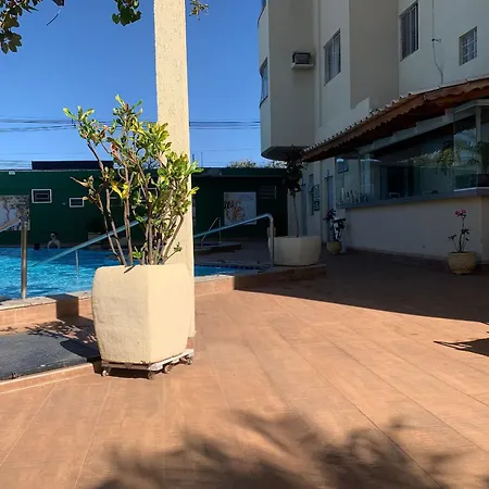 Toulon Flat Service-3