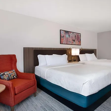 Hilton Garden Inn Omaha West-3