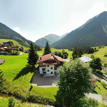 Aparthotels Berwang / Haus Wiesengrund-2