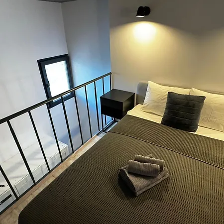 Melia Y Fuster 23C-3