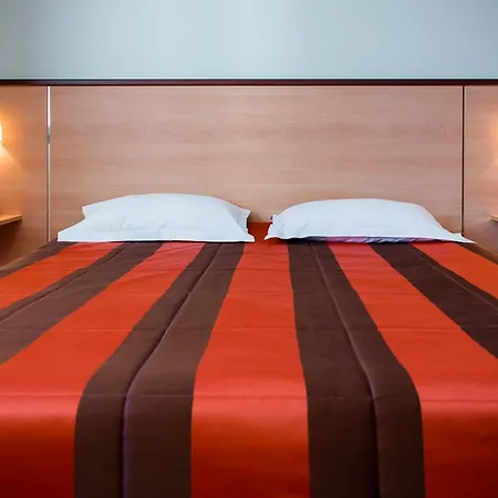Brit Hotel Saint Malo – Le Transat-3