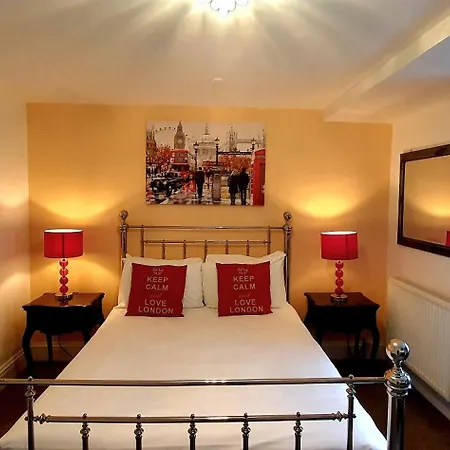Grand Pier Guest House-2