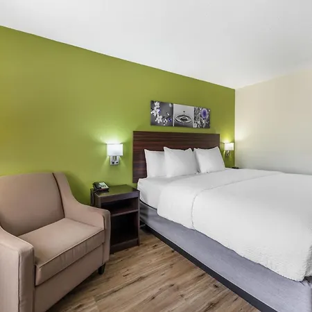 Sleep Inn & Suites Salina I-135-2